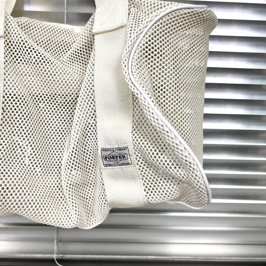 PORTER - MESH BOSTON BAG (White) 포터 보스턴백