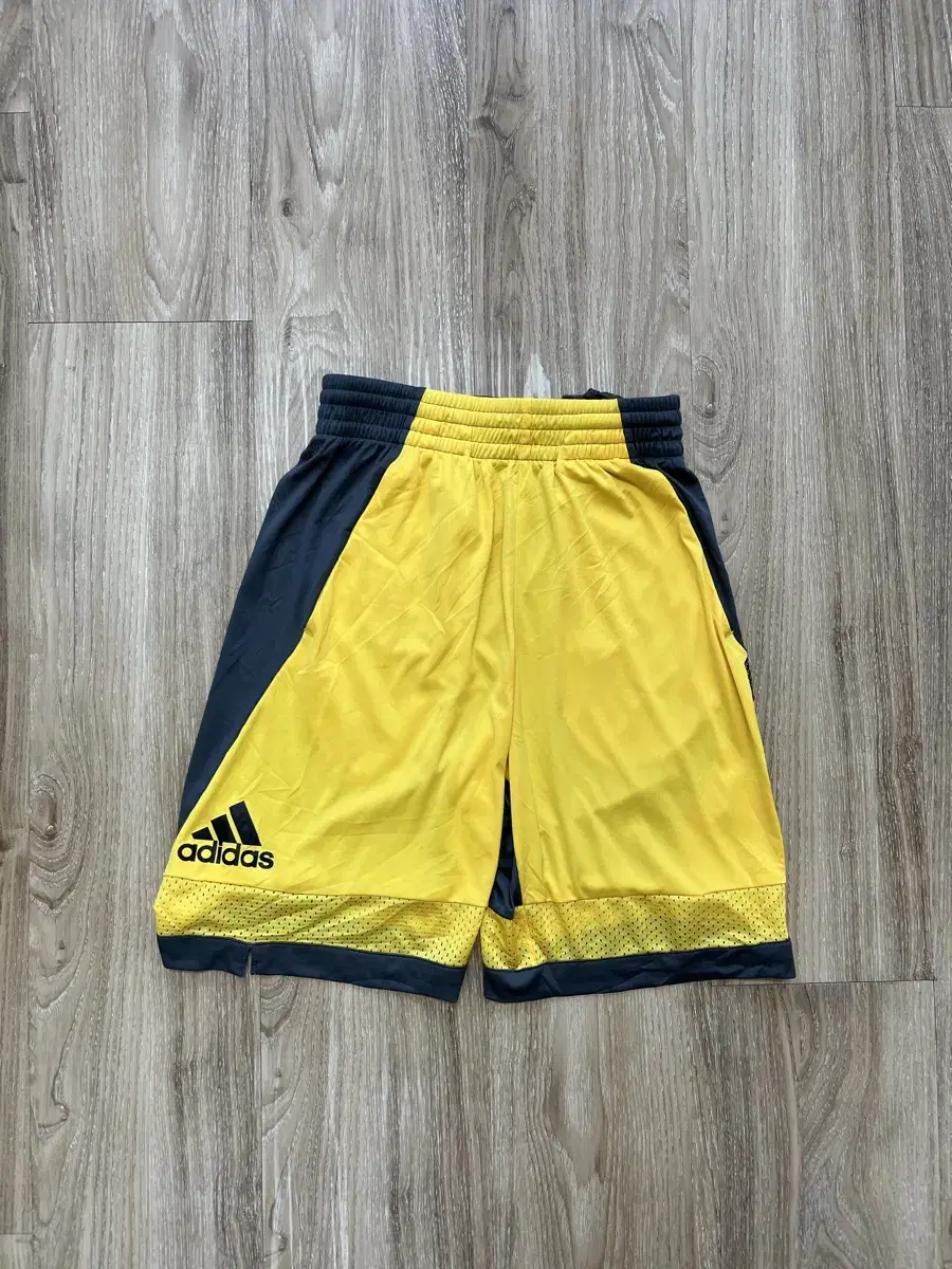 Adidas Yellow Vahn M