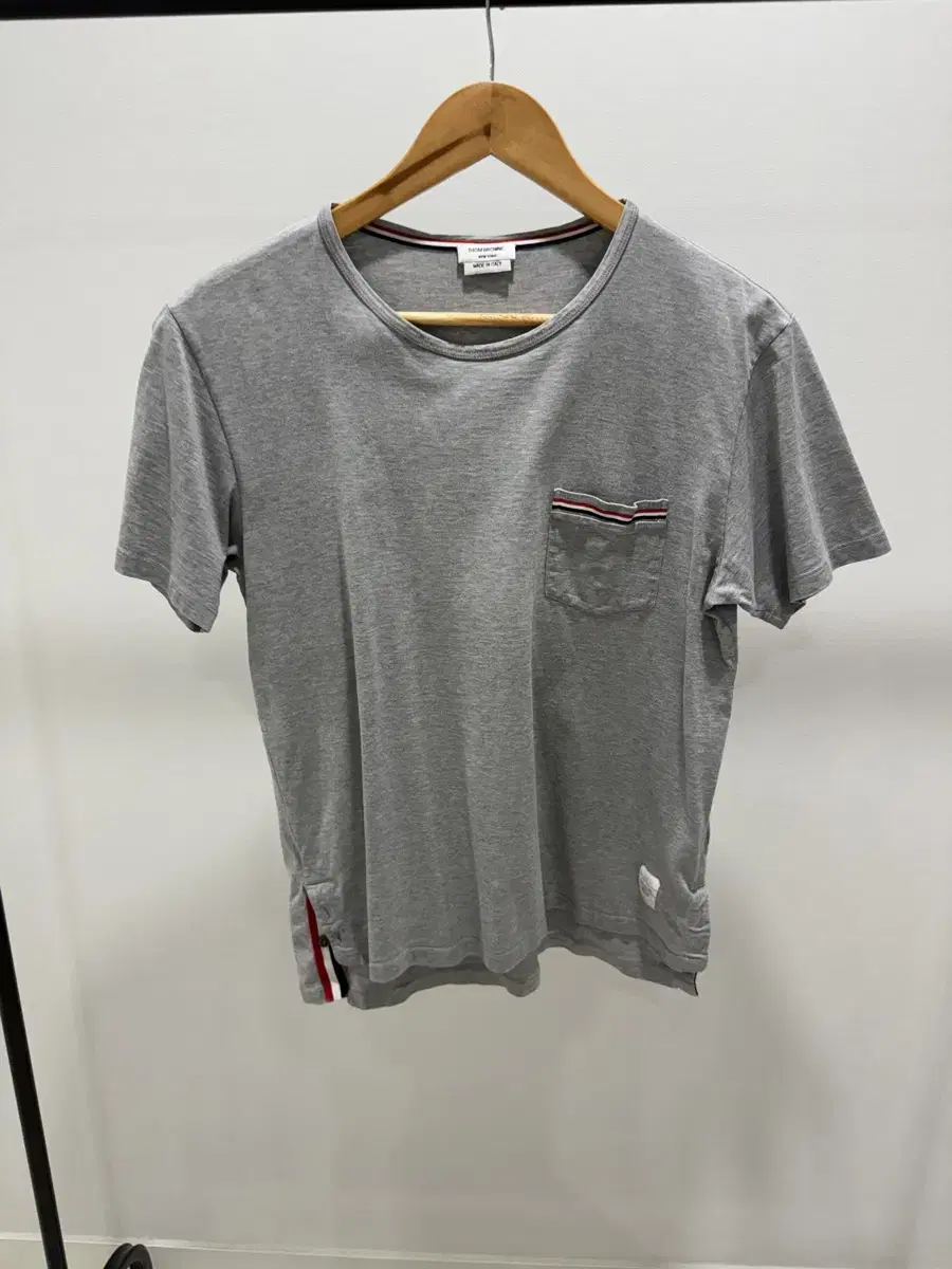 Thom Browne Vahn Tee Size 3