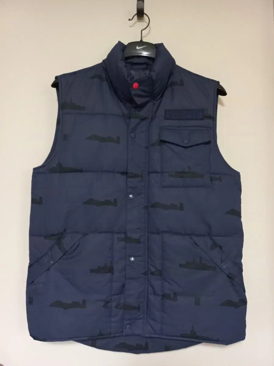 (95~100)Undefined Padded Vest