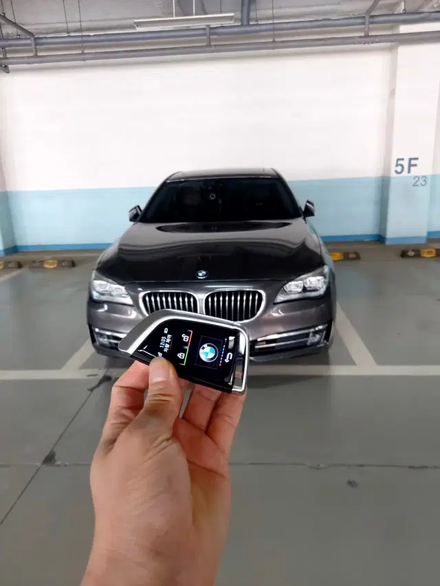 BMW 전모델 기본 자동차키에서 전용 2가지 디자인 스마트키로 개조 제작