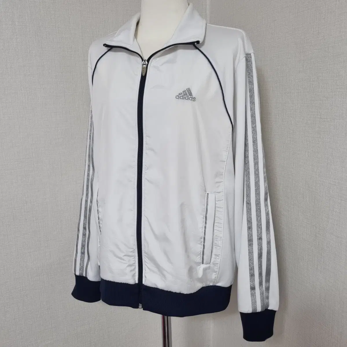 Bluff Discount/Adidas White Silver Glitter Overfit Jersey Track Top