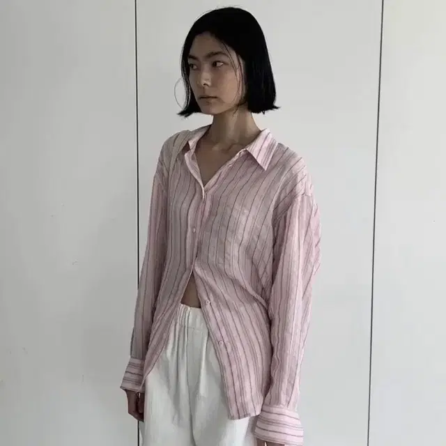 (거의 새상품)브렌다브렌든 핑크 셔츠 silky overfit shirt