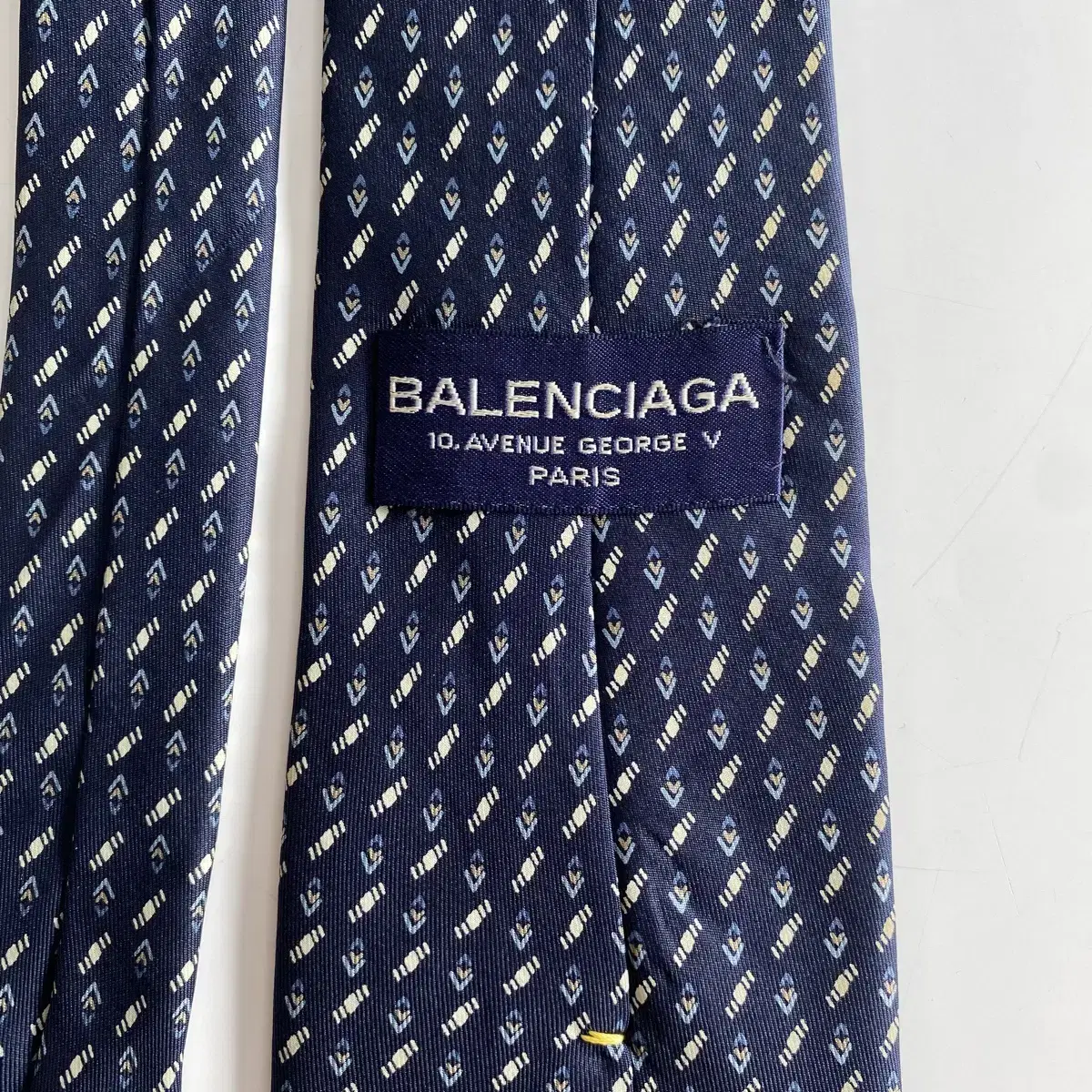 BALENCIAGA 발렌시아가 정품 명품 넥타이