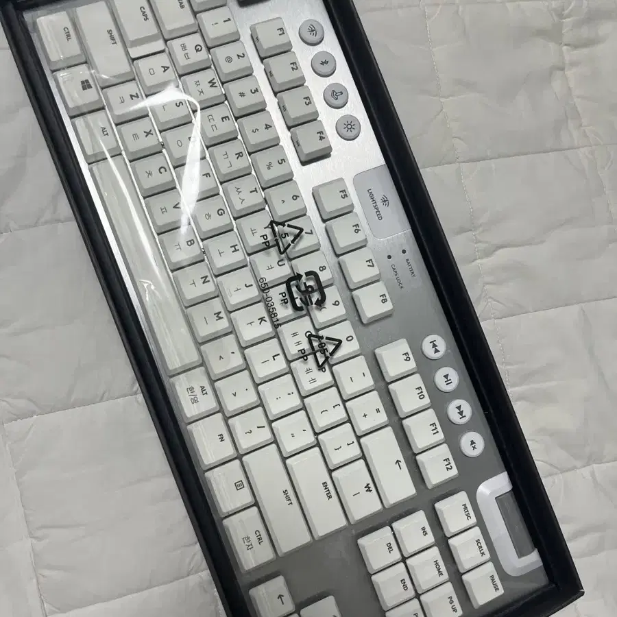 로지텍 g913 tkl