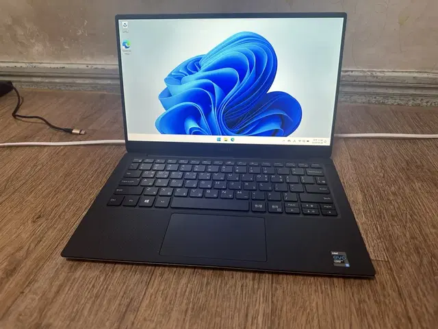 Dell XPS 노트북 13인치