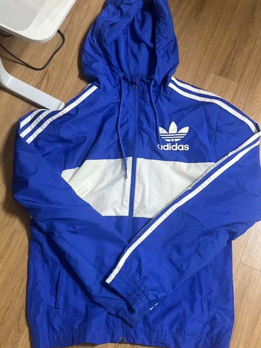 Adidas Bamak White Wave Windbreaker