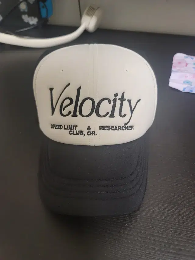 ETCE VELOCITY TRUCKER (BLACK) L사이즈 팝니당