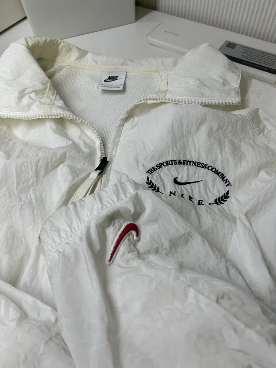 Quick sale! Nike NSW HBR Woven Jacket Windbreaker