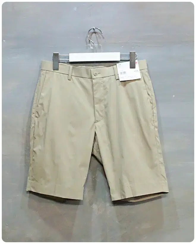 [S] Uniqlo Admiration Short Pants (unused)