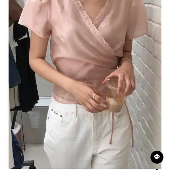 (새상품) 미뉴에트 Ames wrap blouse 블라우스