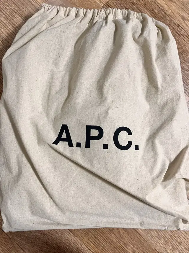 A.P.C 카밀 카미유 토트백