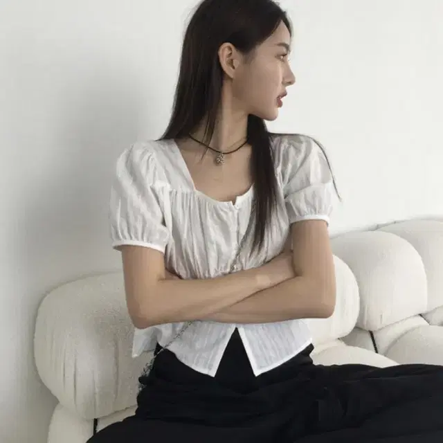 노비야카 acacia puff blouse