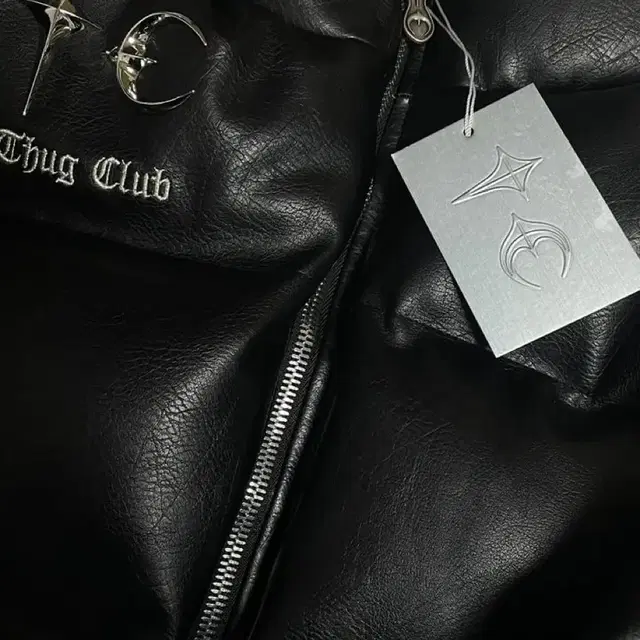 Thug club 떠그 클럽 숏패딩 팔아요