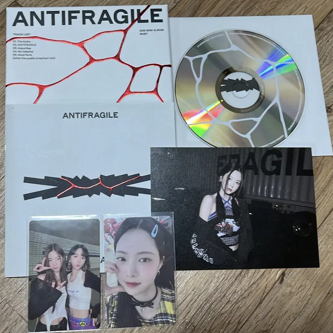 르세라핌 antifragile앨범(set)+yes24 특전 포카B