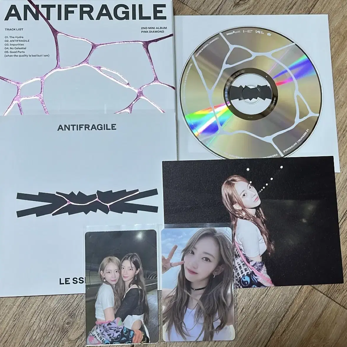 르세라핌 antifragile앨범(set)+yes24 특전 포카B