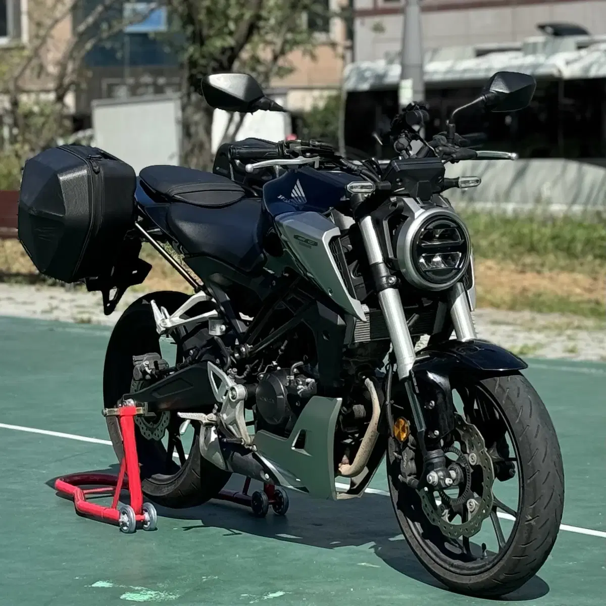 광주 혼다 CB125r 18년식