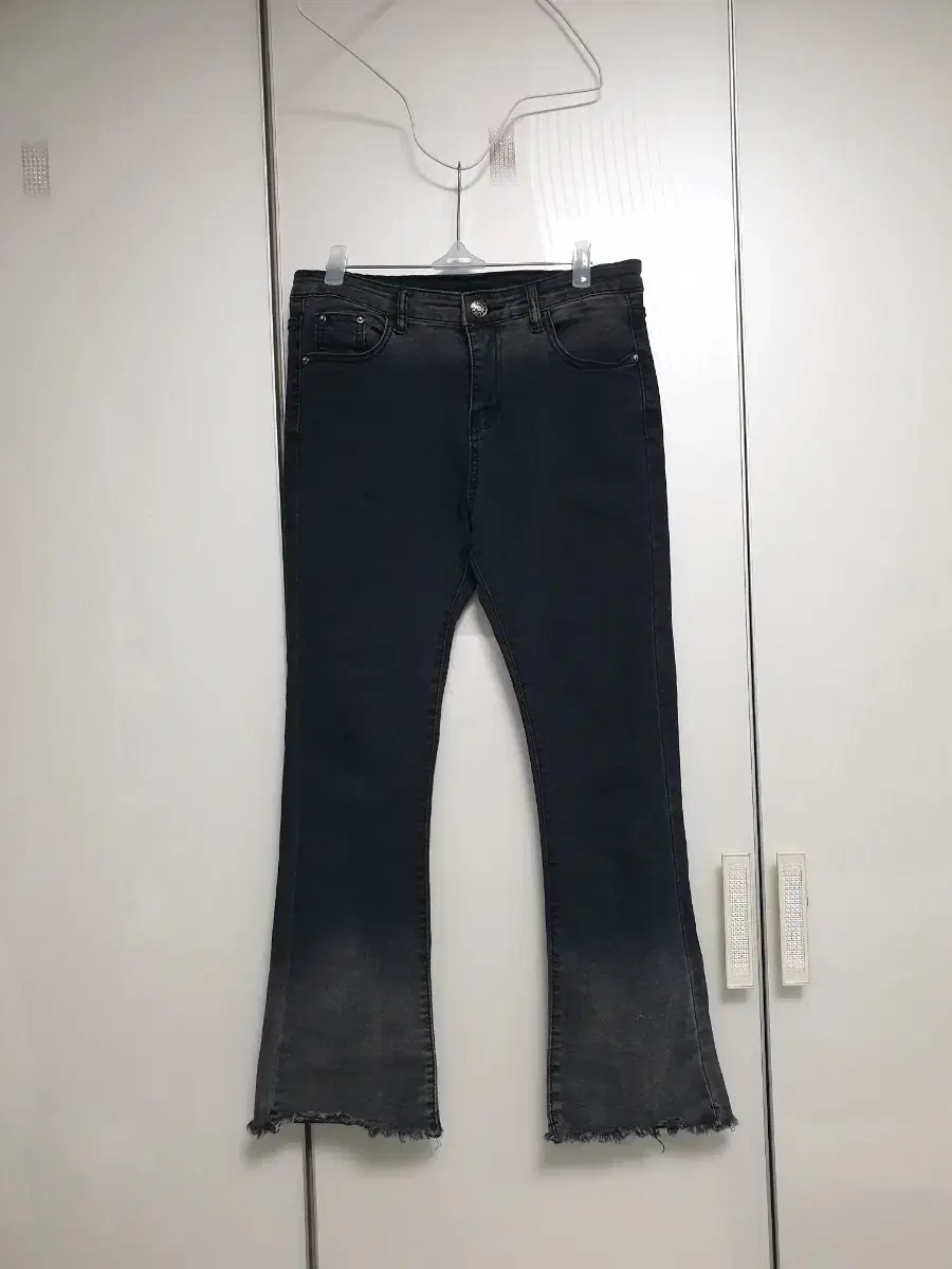 Gradient denim jeans