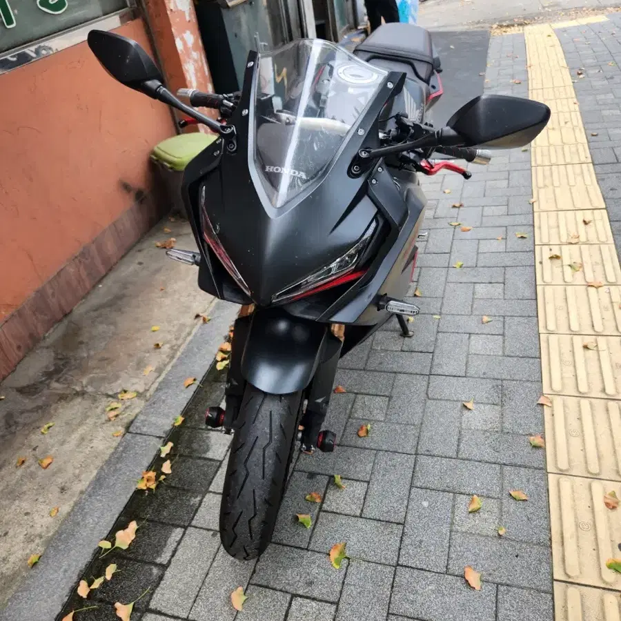 cbr650r 아크라풀배기