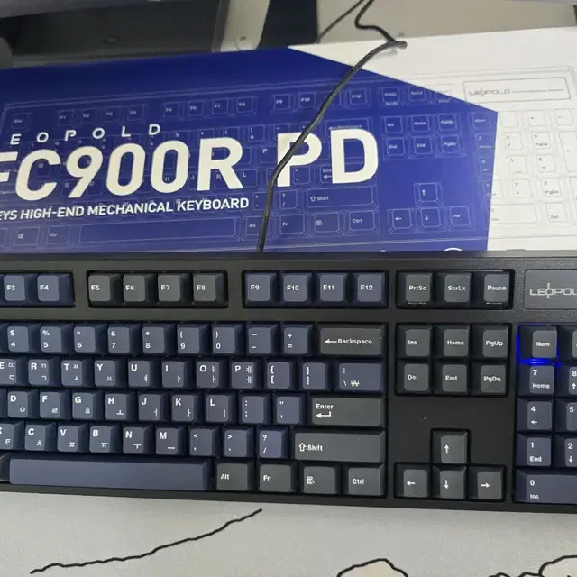 레오폴드 FC900R PD 갈축