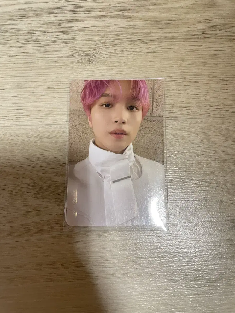 nct dream 2023 season's greetings haechan selfie photocard haechan selpo seasons greetings haechan