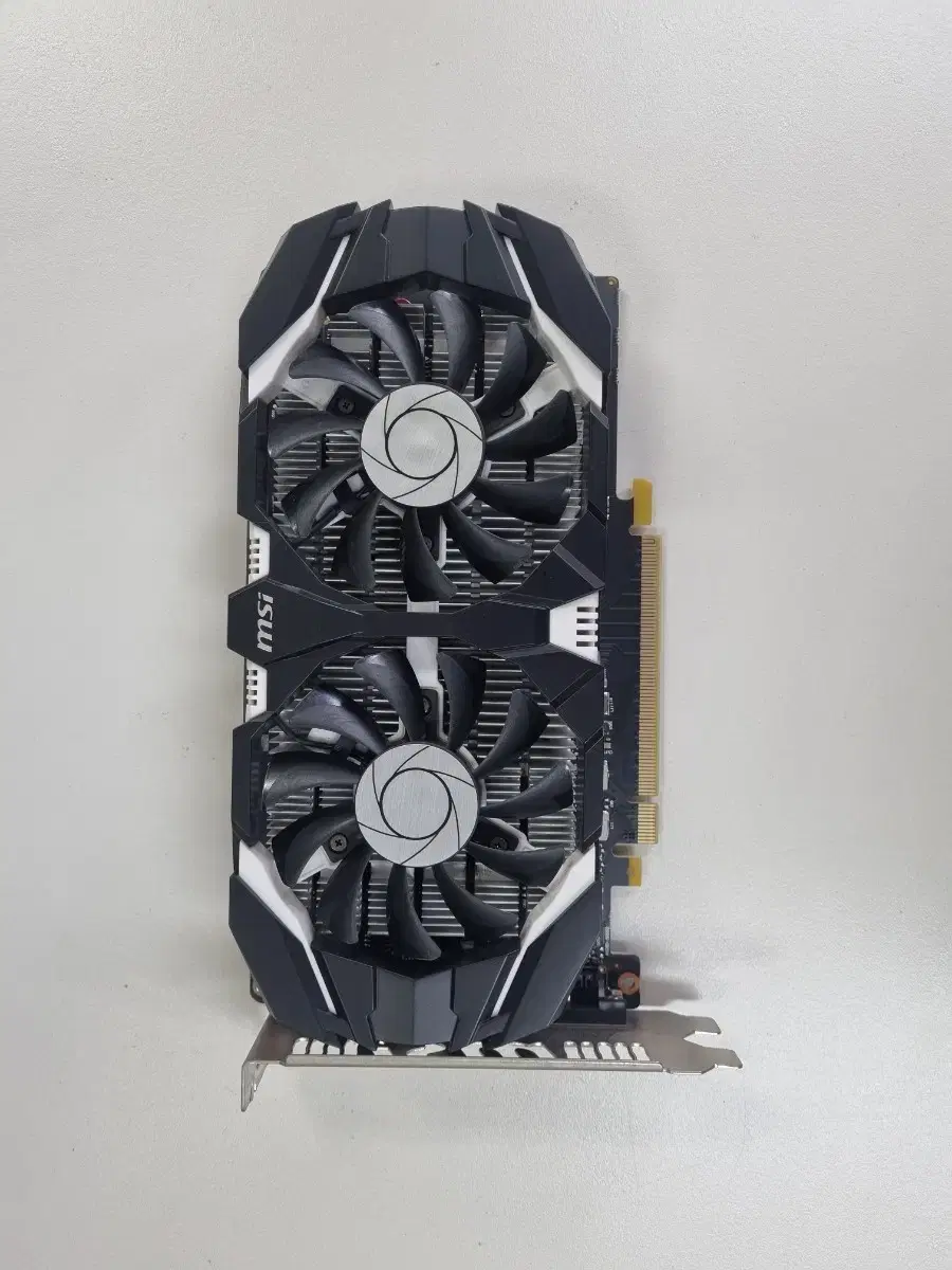 그래픽카드 msi GTX1050Ti 4g 2팬 무전원