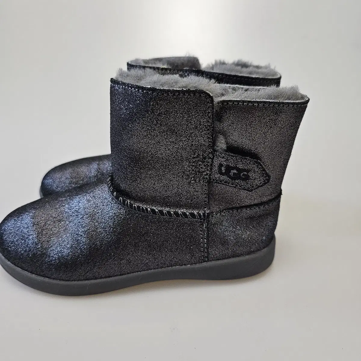 UGG KIDS 글리터 부츠 185mm