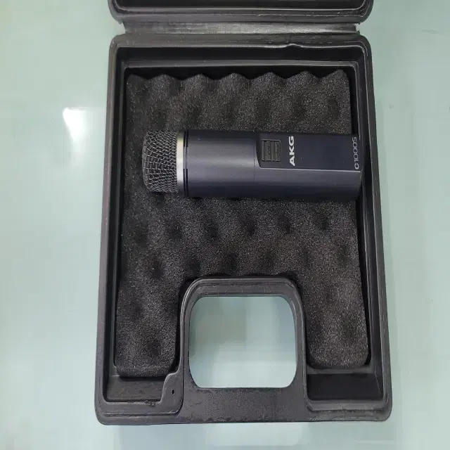 AKG 마이크 C1000S