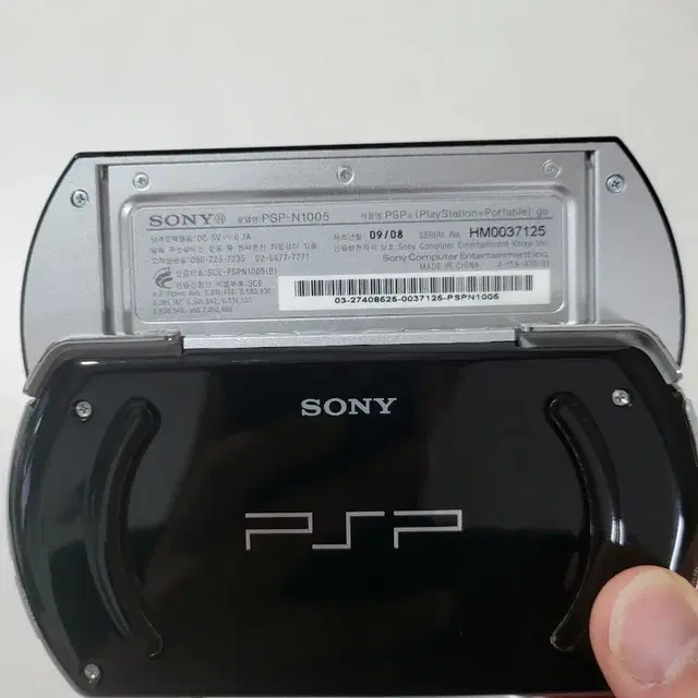 psp go 128g 블랙 정발 제품 판매합니다