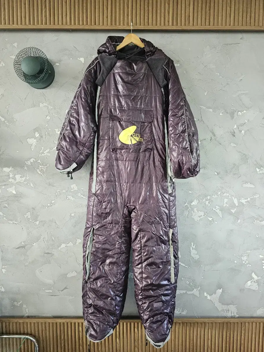 Snowsuit sleeping bag M size sells (fishing mountaineering camping )