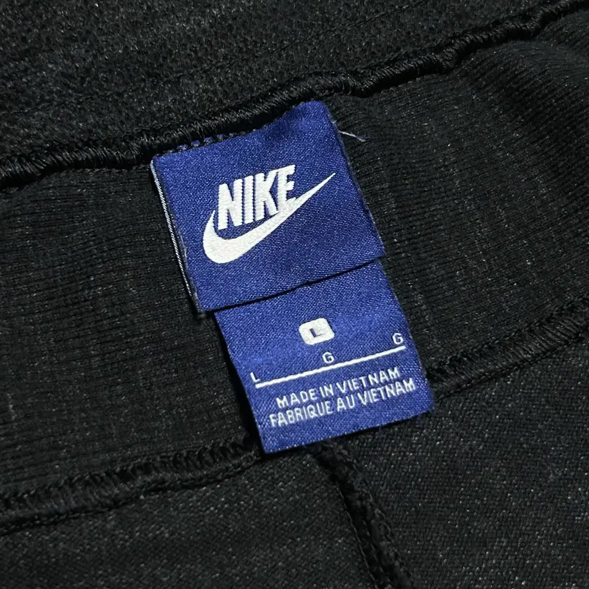 [ L ] Nike 나이키 다크그레이 퓨츄라 반바지