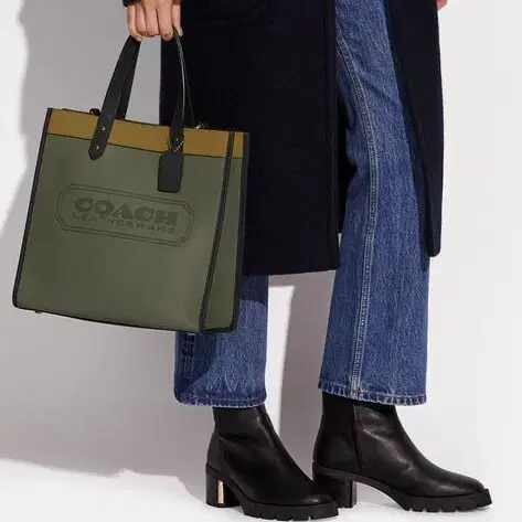 COACH Field Tote Colorblock ( 미사용품 )