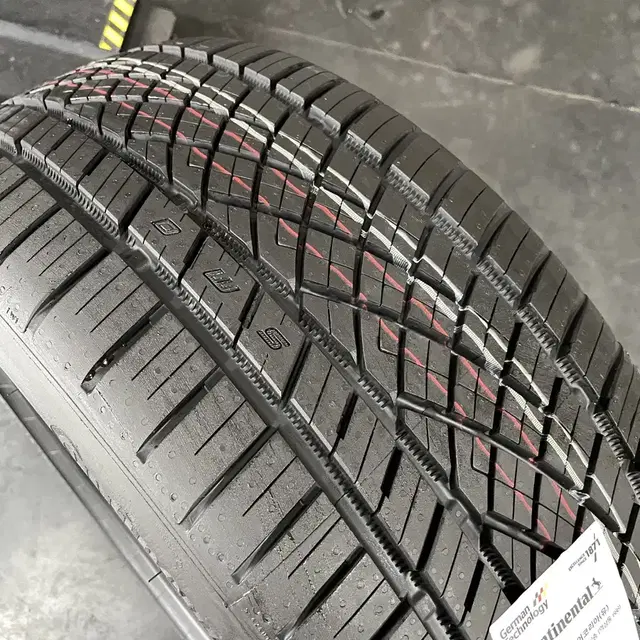 콘티넨탈 dws06 플러스 245/40R20 타이어 2454020