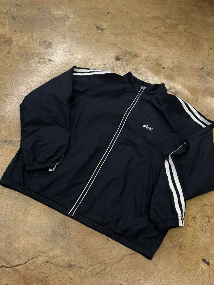 (Genuine/105) Asics Old School WindbreakerJumperZip-Up