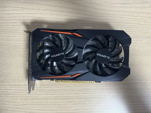 그래픽카드 GTX 1050 Ti GIGABITE 기가바이트