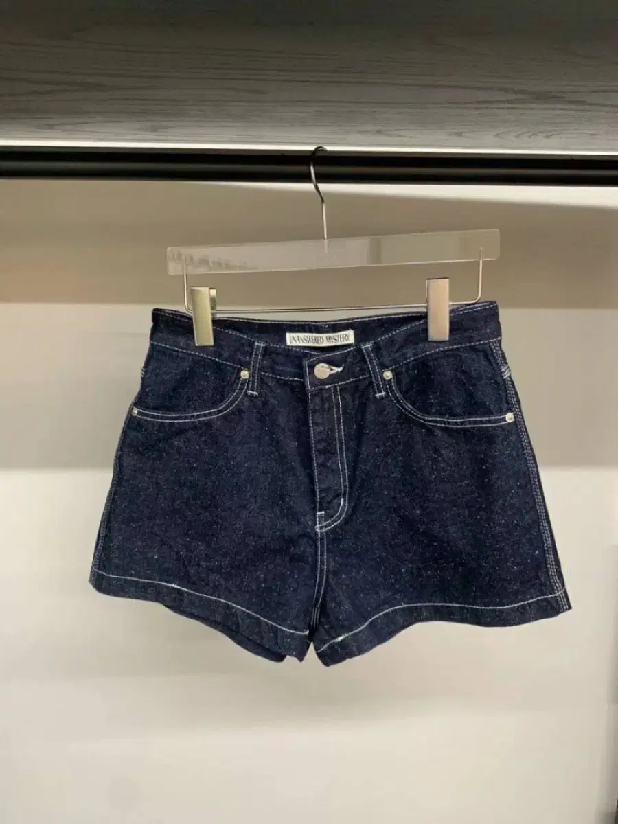 언앤써드 미스터리 데님 팬츠 새상품 쇼츠