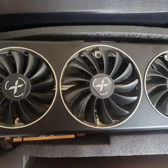 XFX 라데온 RX 6700XT 12GB 고장품