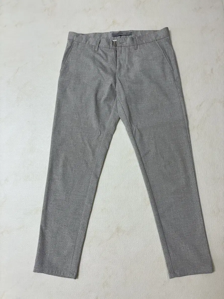 Zaraman US 31 size slacks