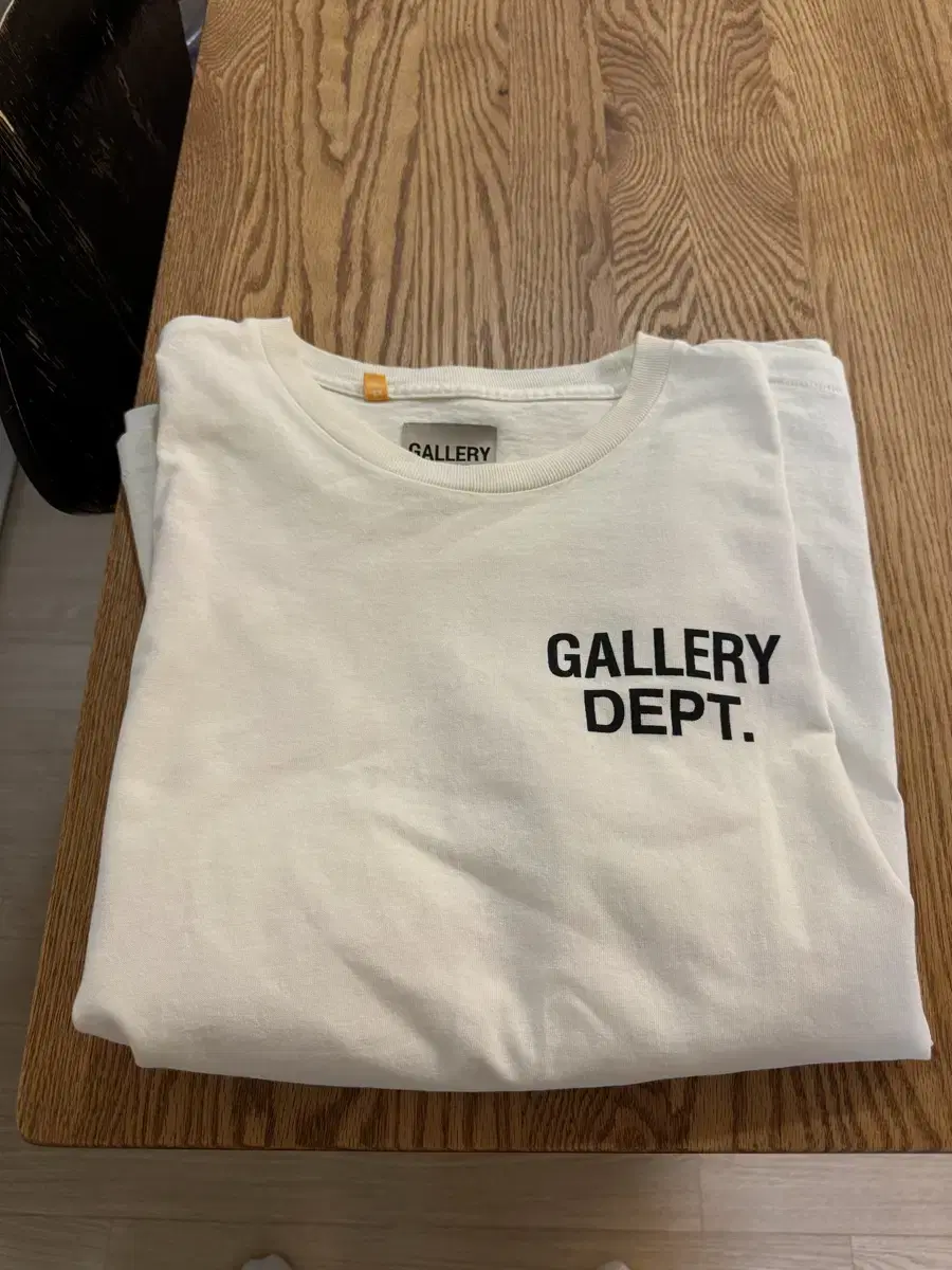 Gallery dept 갤러리디파트먼트 크림반팔 xl