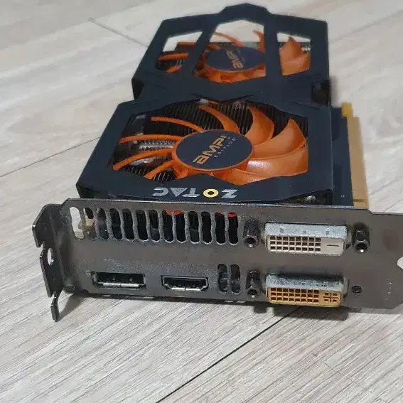 ZOTAC GTX 660Ti 2G