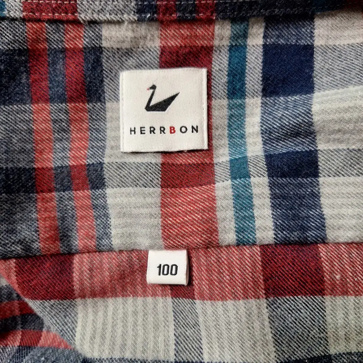 # HERRBON(100)