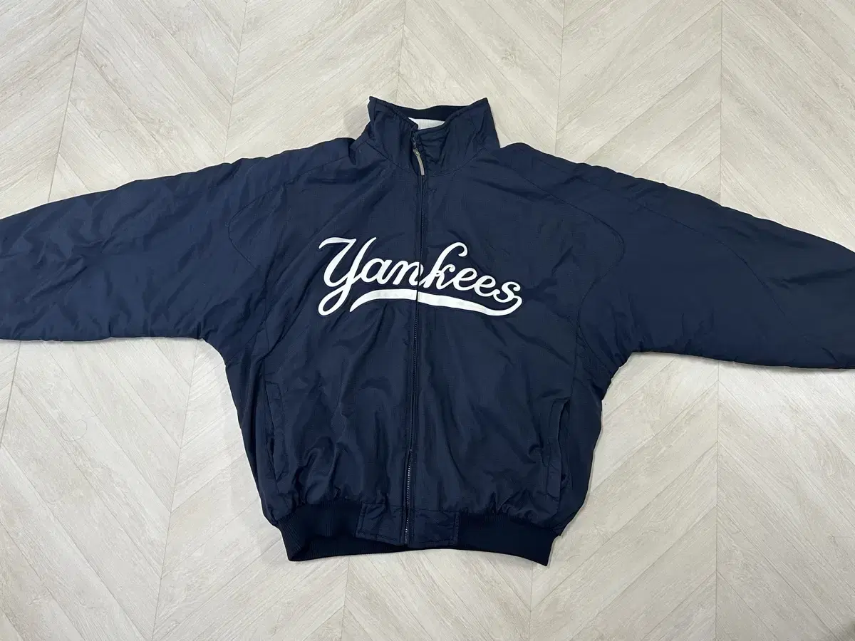 (XL) Onda Yankees Majestic Jacket for sale