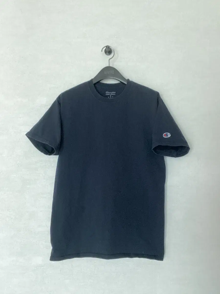 Champion Short-Sleeved T-Shirt Navy Size M