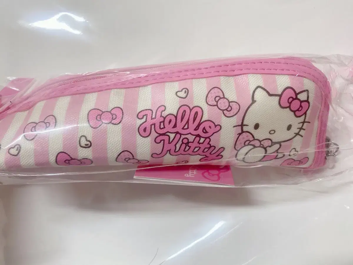 Hello Kitty Pencil Case (Classic)