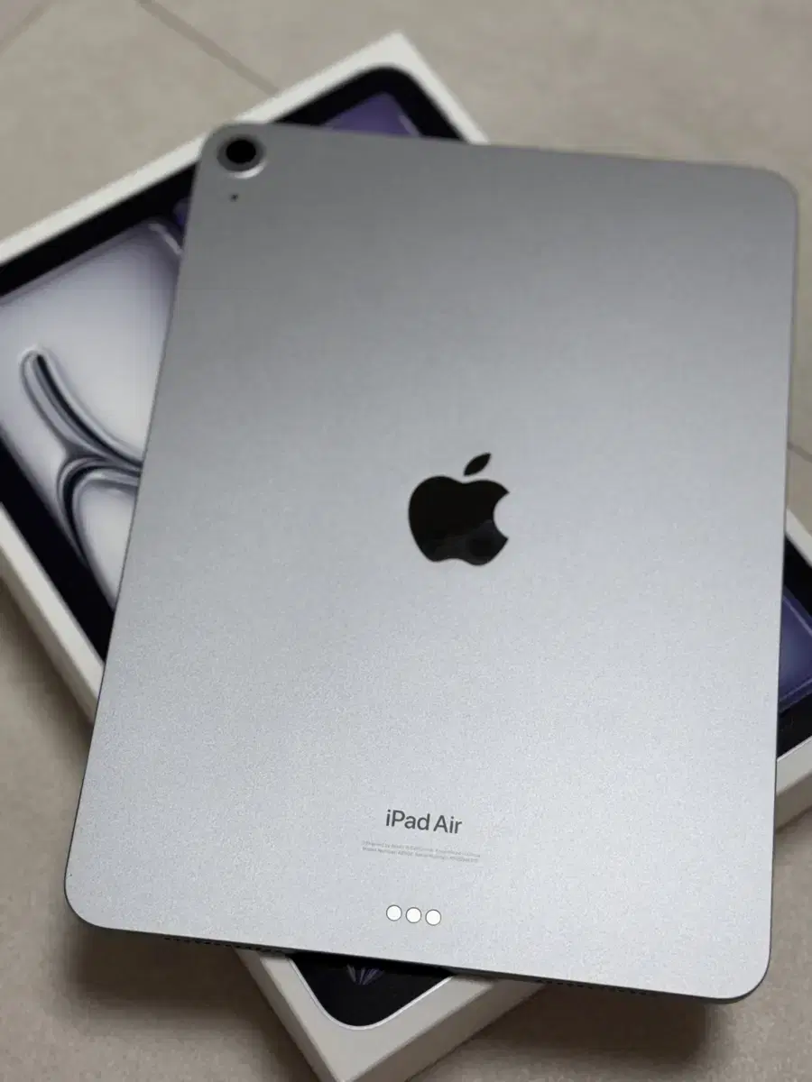 iPad Air 6th generation 11-inch 128GB for sale