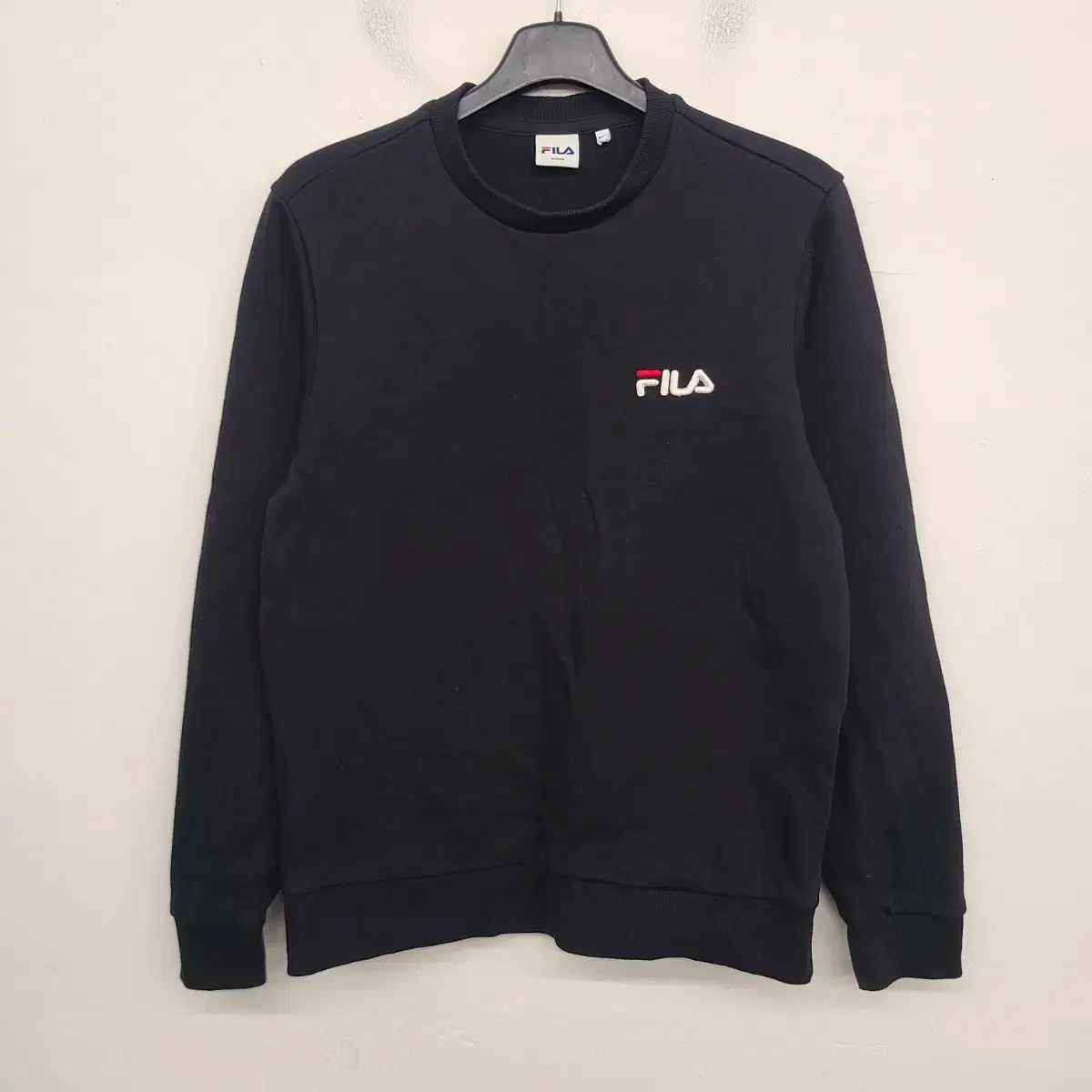 [95/M] Wheela embroidered logo top