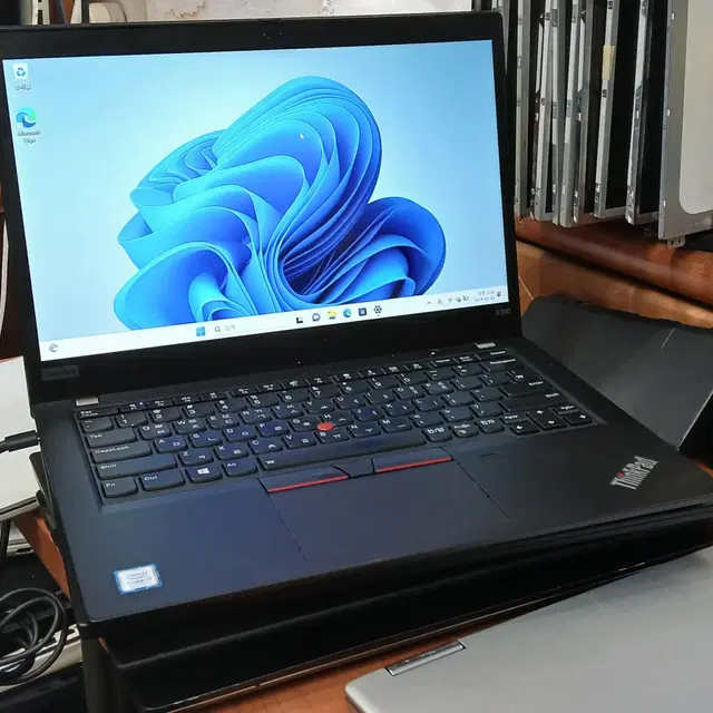 LENOVO X390 노트북