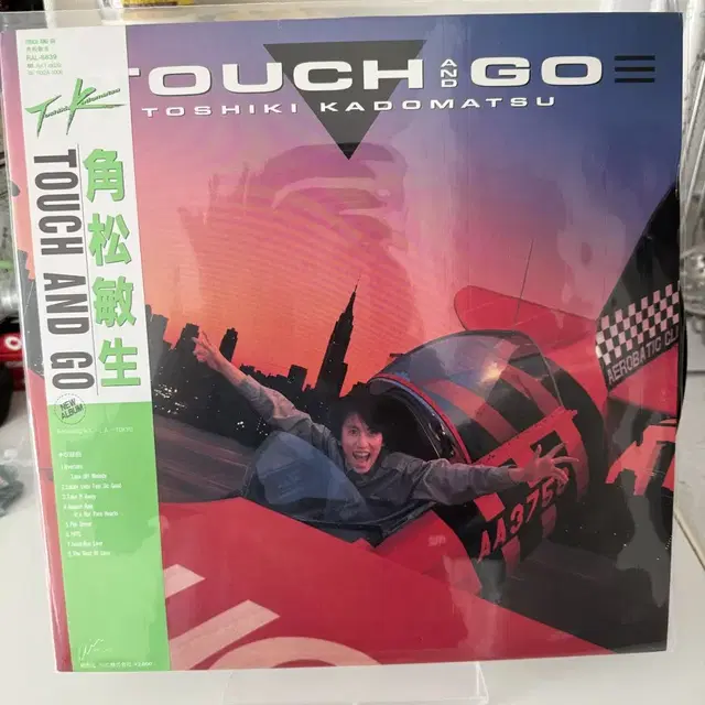 카도마츠 토시키 lp touch and go