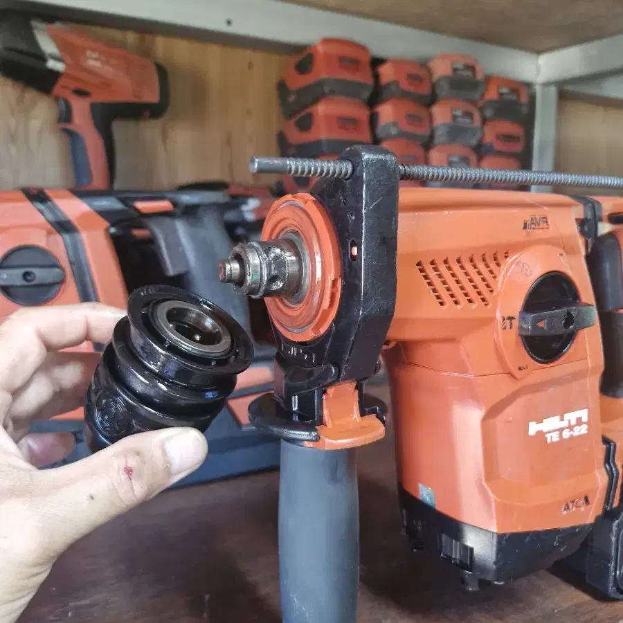 [HILTI]힐티충전함마드릴 TE6A22ATC 신형뉴런 본체만