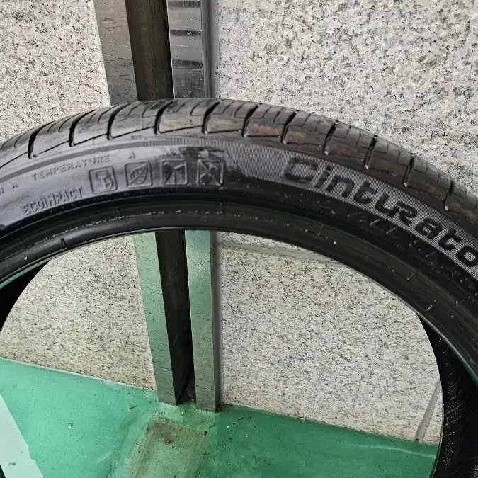 피렐리 Cinturato P7 225/40 R18 올시즌 런플랫 타이어